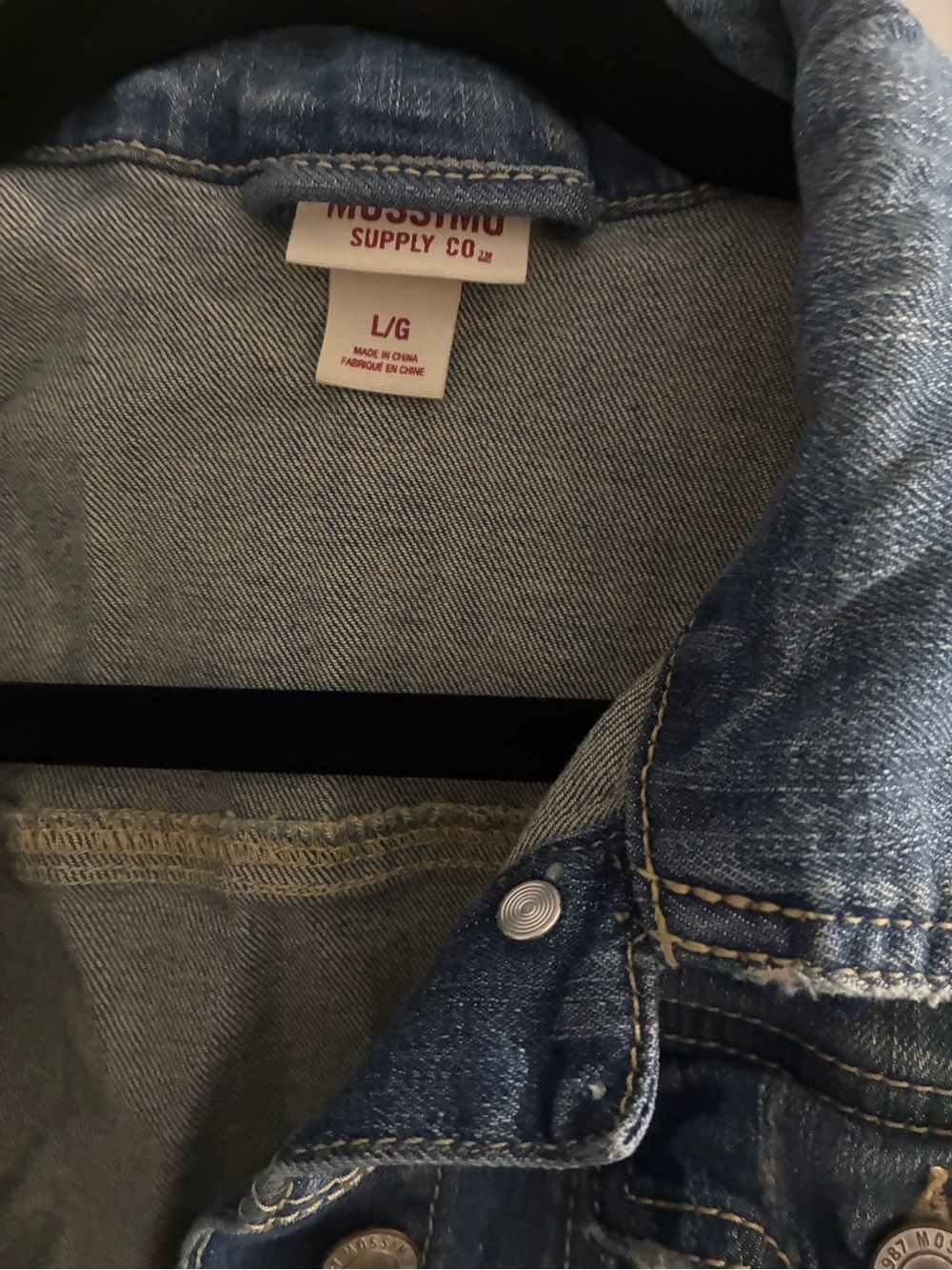 Mossimo Supply Co. Medium Blue Denim Jacket, Large - Picture 2 of 3